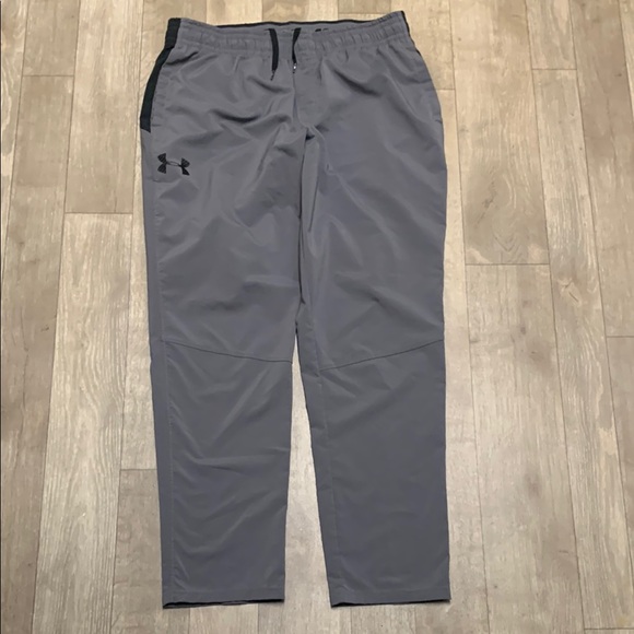 Mens Under Armour Loose Fit Drawstring Performance‎ Gym Tapered Track Pants - Picture 1 of 8
